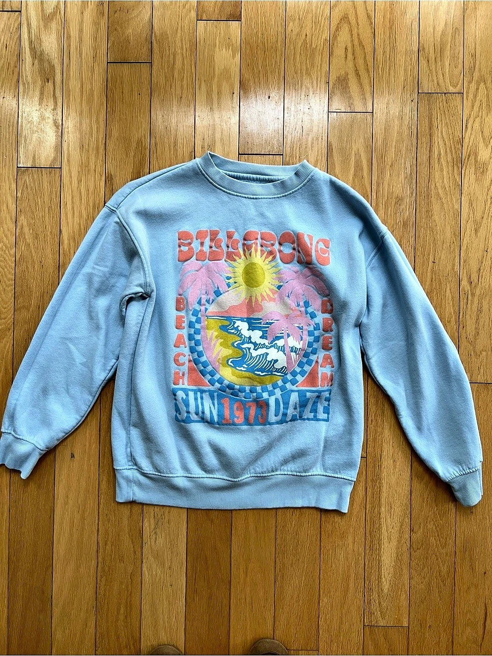 Billabong Sun 1973 Daze Crewneck Sweatshirt Graphic Crewneck Sweatshirt Size XS